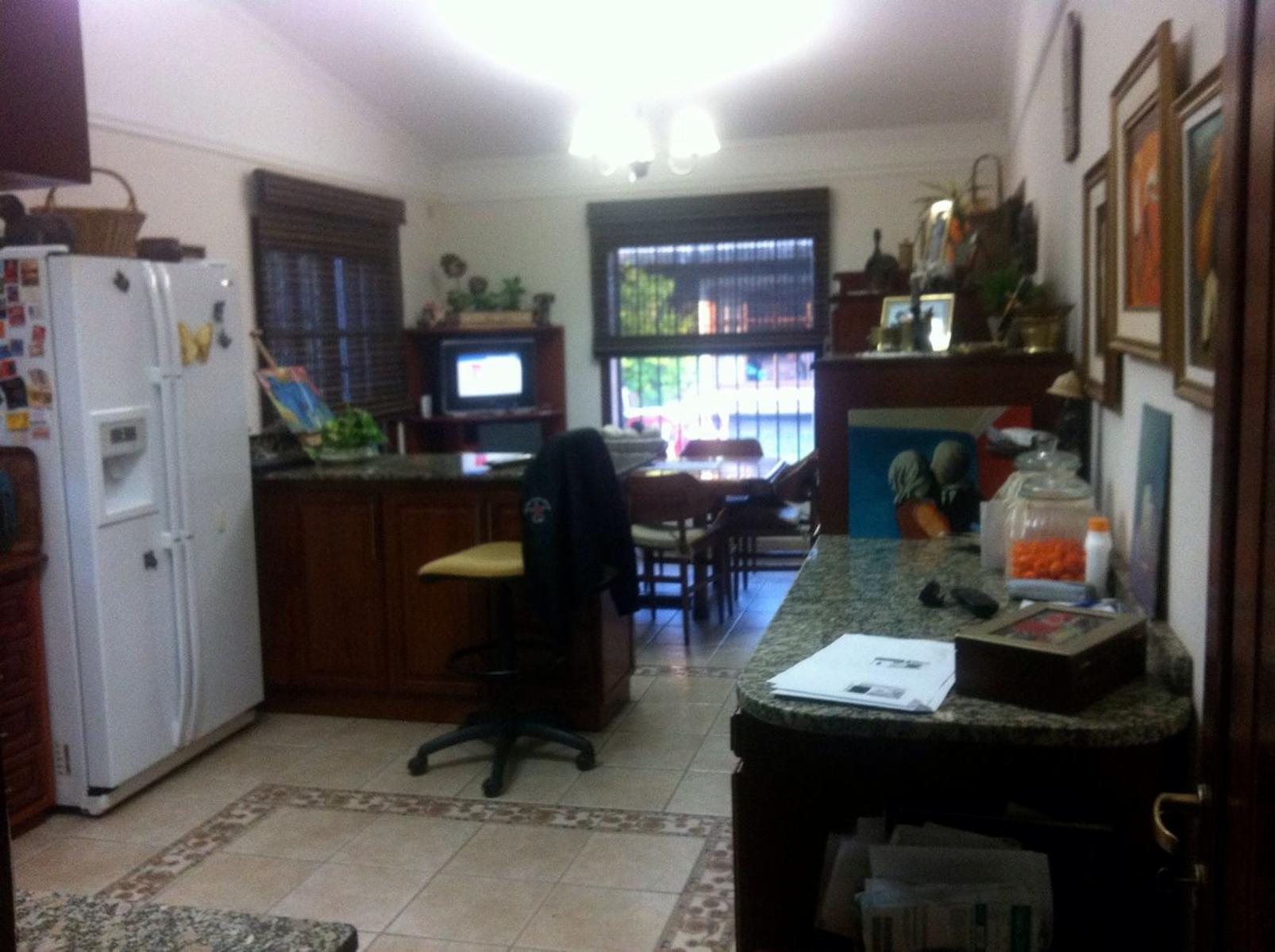 SE VENDE EXCELENTE PROPIEDAD DE TRES DORMITORIOS / ALTA GRACIA — foto 9