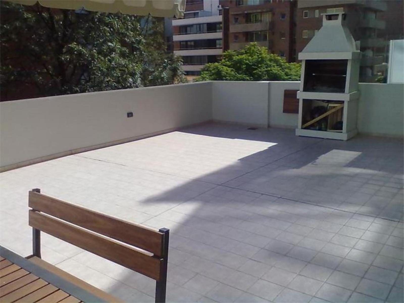 DEPTO 2 DORM DE CATEGORÍA, OBISPO TREJO 1131, GRAN TERRAZA CON ASADOR, CALEFACCIÓN CENTRAL, TOTALMENTE EQUIPADO, OPCIÓN COCHERA CON BAULERA AMPLIA... EXCELENTE — foto 3