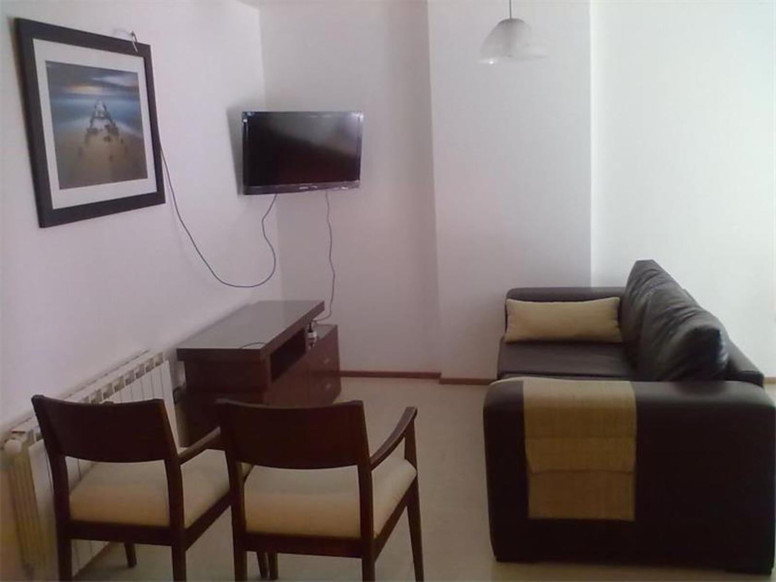DEPTO 2 DORM DE CATEGORÍA, OBISPO TREJO 1131, GRAN TERRAZA CON ASADOR, CALEFACCIÓN CENTRAL, TOTALMENTE EQUIPADO, OPCIÓN COCHERA CON BAULERA AMPLIA... EXCELENTE — foto 5