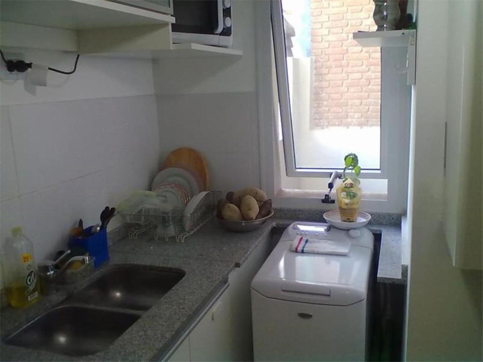 DEPTO 2 DORM DE CATEGORÍA, OBISPO TREJO 1131, GRAN TERRAZA CON ASADOR, CALEFACCIÓN CENTRAL, TOTALMENTE EQUIPADO, OPCIÓN COCHERA CON BAULERA AMPLIA... EXCELENTE — foto 8