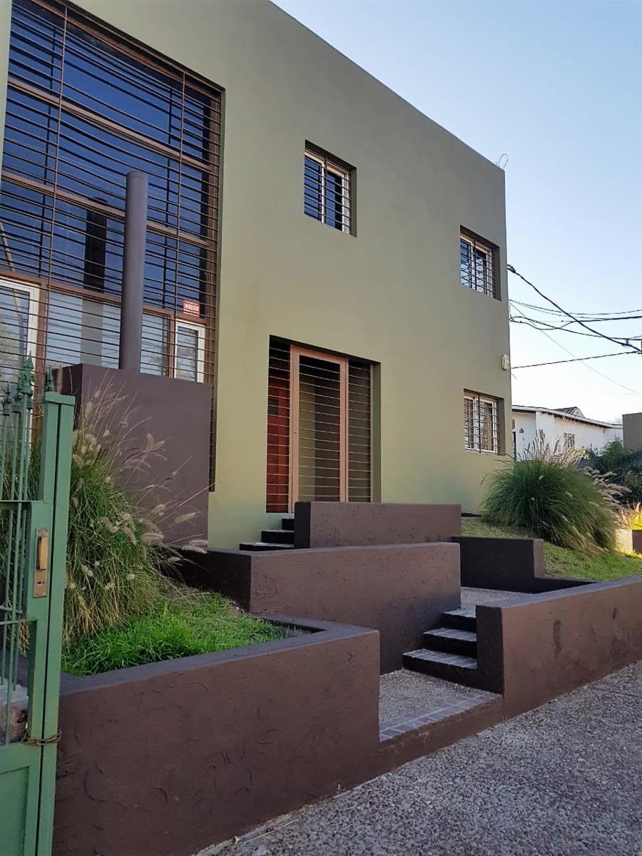 CASA DE 3/4 DORMITORIOS EN QUEBRADA DE LAS ROSAS, SOBRE CALLE CHAMCAY, ESCRITURA Y POSESIÓN INMEDIATA. — foto 3
