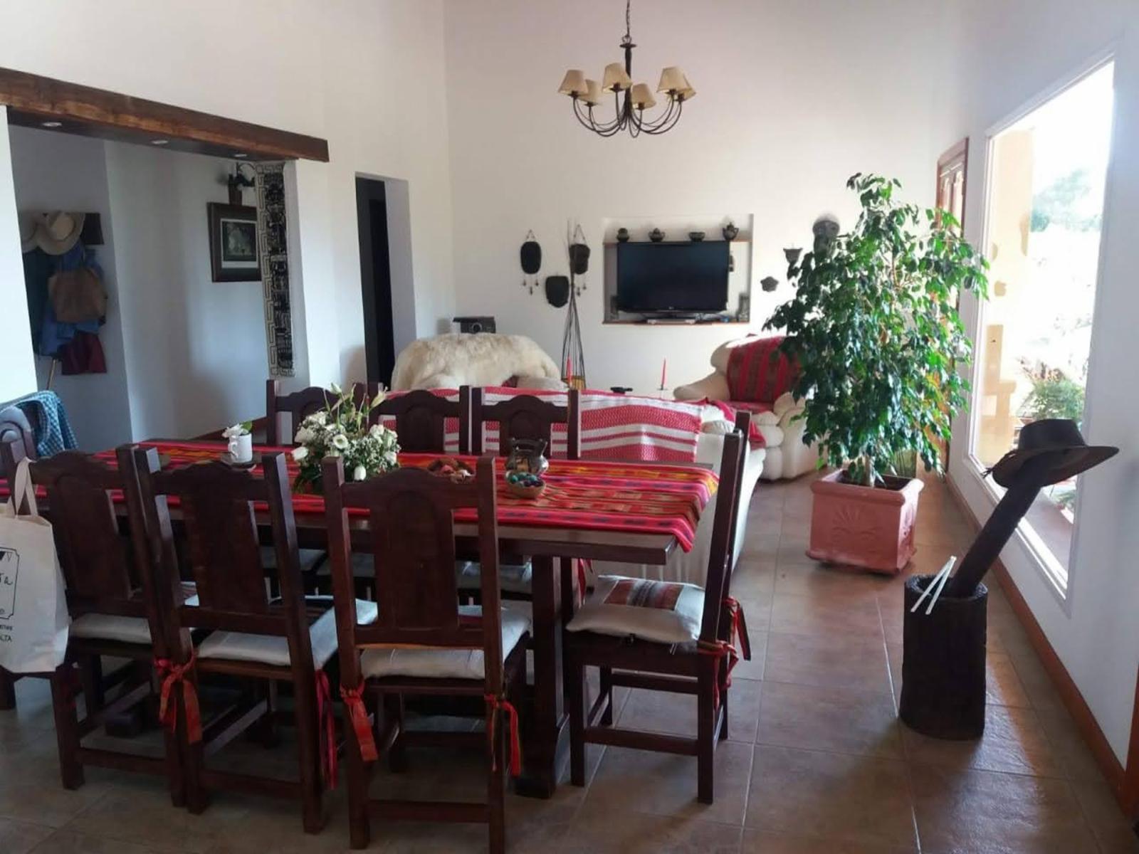 EXCELENTE PROPIEDAD EN BARRIO LA LUCINDA — foto 14