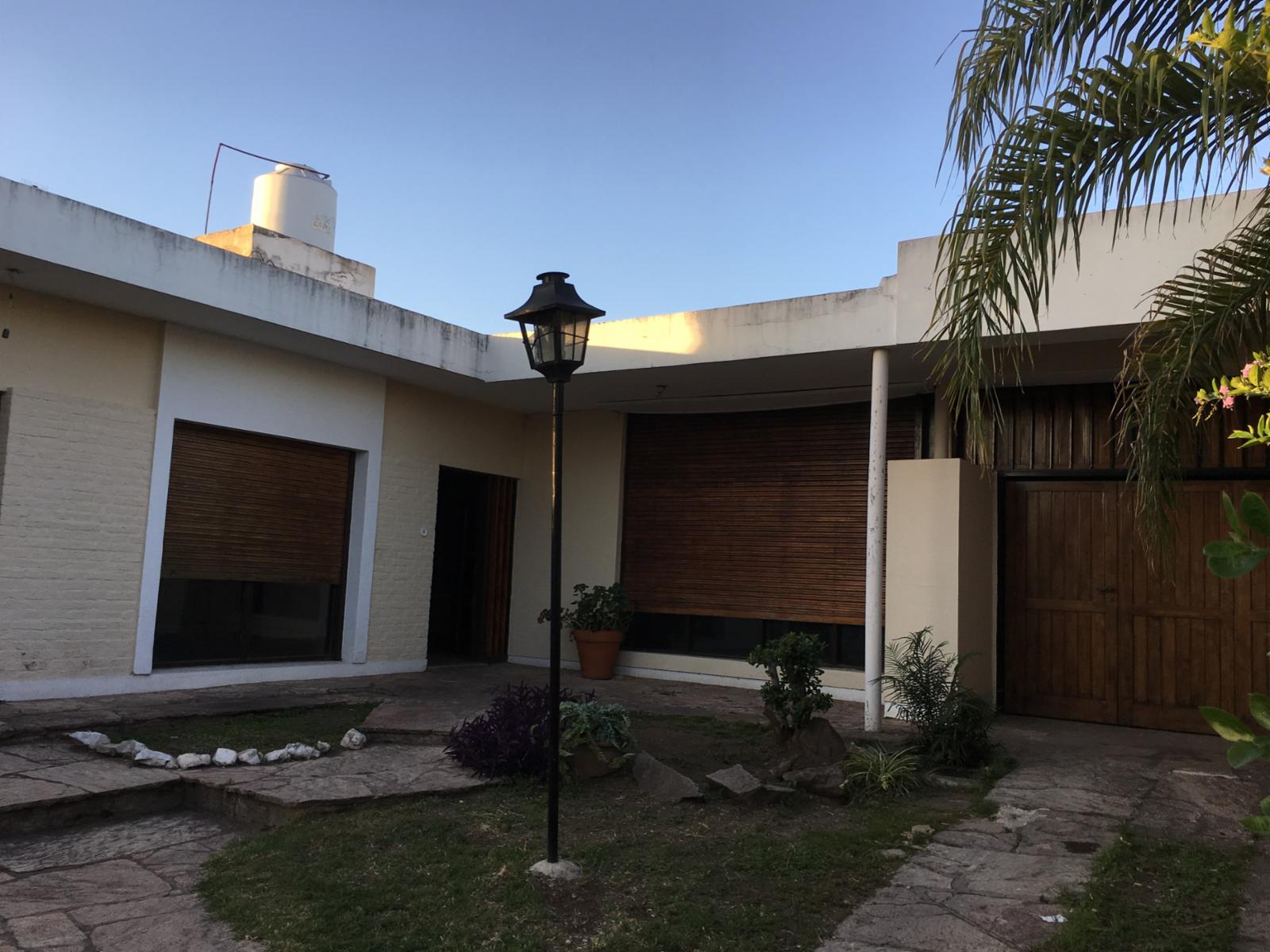 Casa 4 dor. Apta crédito Villa Cabrera — foto 6