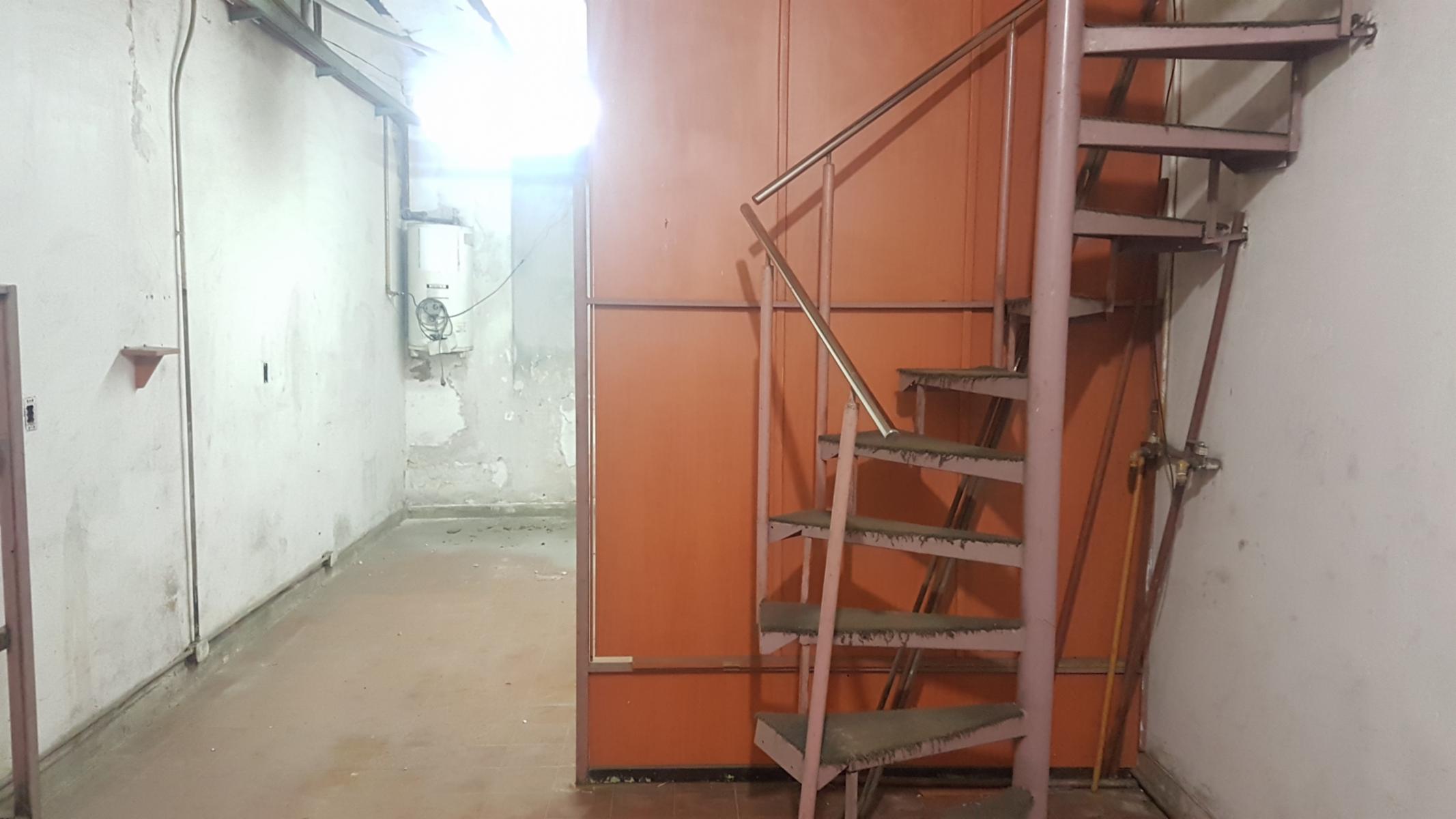 Tte Gral JD Peron 1300 GRAN LOCAL EXCELENTE ZONA TODO DESTINO BAÑOS AMBOS SEXOS — foto 4