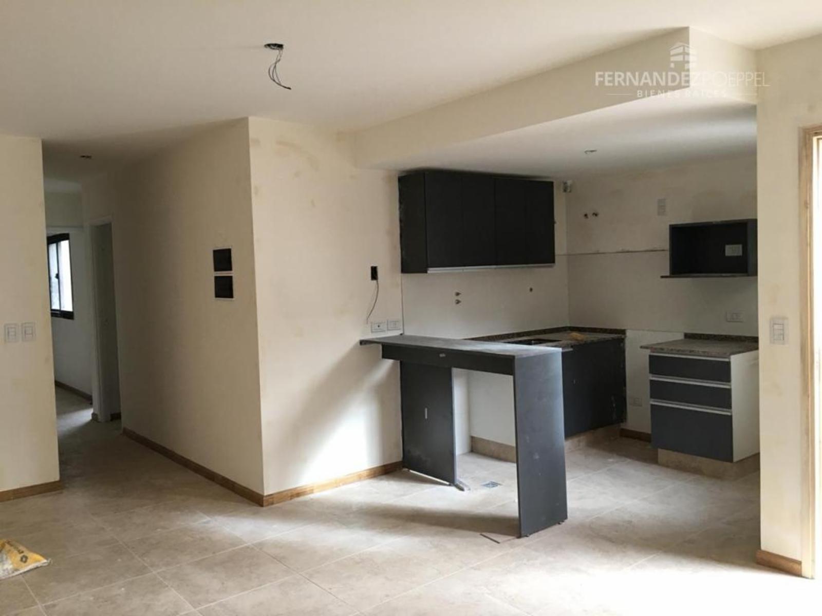 FERNANDEZ POEPPEL Vende Departamento 1D 1B Frontal Dorrego Guaymallen — foto 3