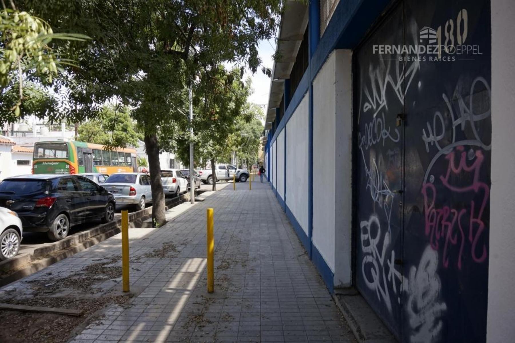 FERNANDEZ POEPPEL Alquila Propiedad Comercial Galpon 1200 m2 Mendoza - 21