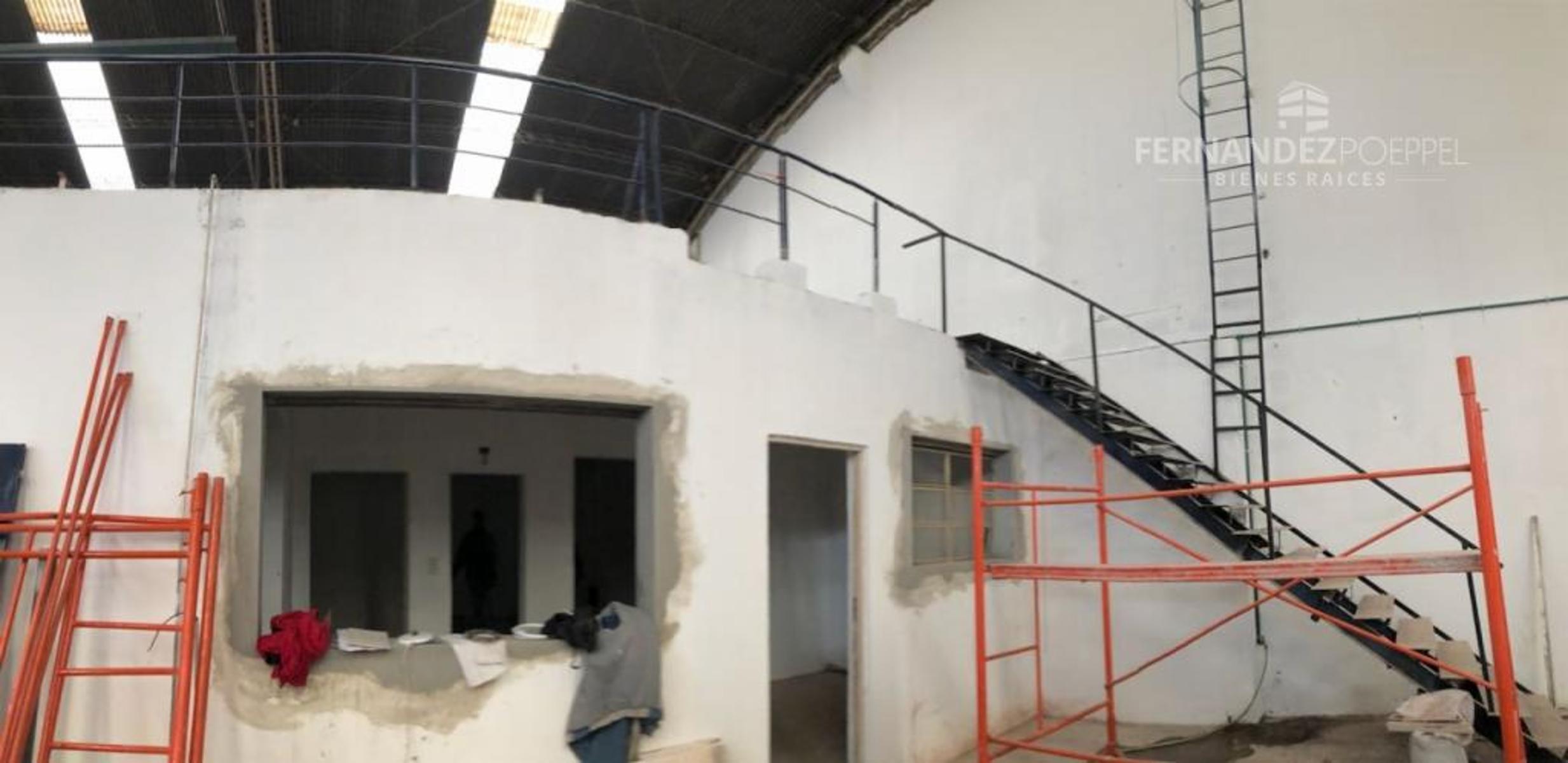 FERNANDEZ POEPPEL Alquila Propiedad Comercial Galpon Oficinas Mendoza - 17