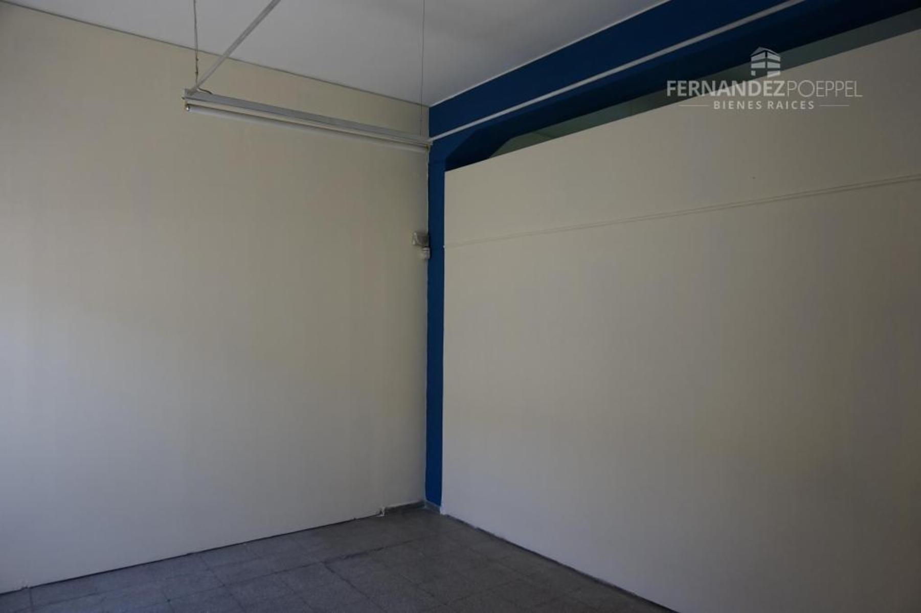 SE ALQUILA Oficina Comercial Empresas Instituciones Ciudad Mendoza - 26