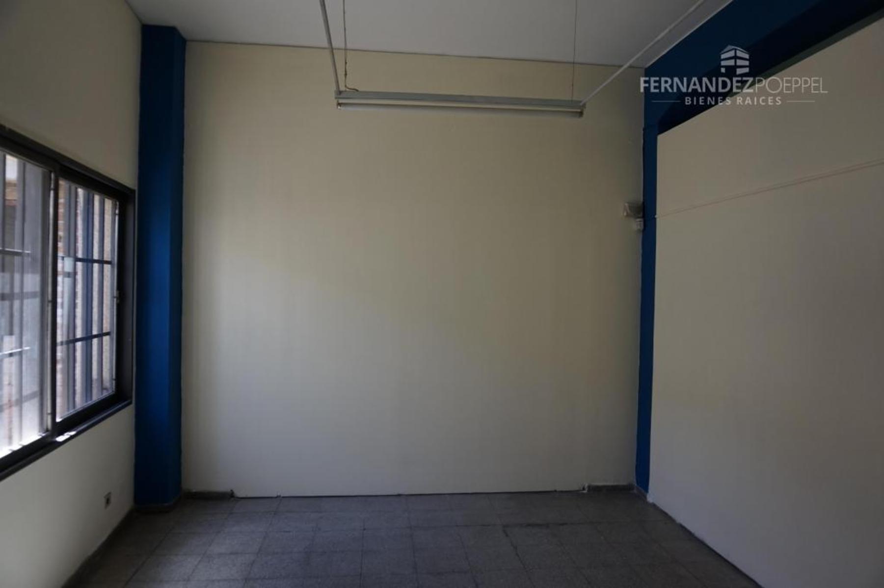 SE ALQUILA Oficina Comercial Empresas Instituciones Ciudad Mendoza - 30