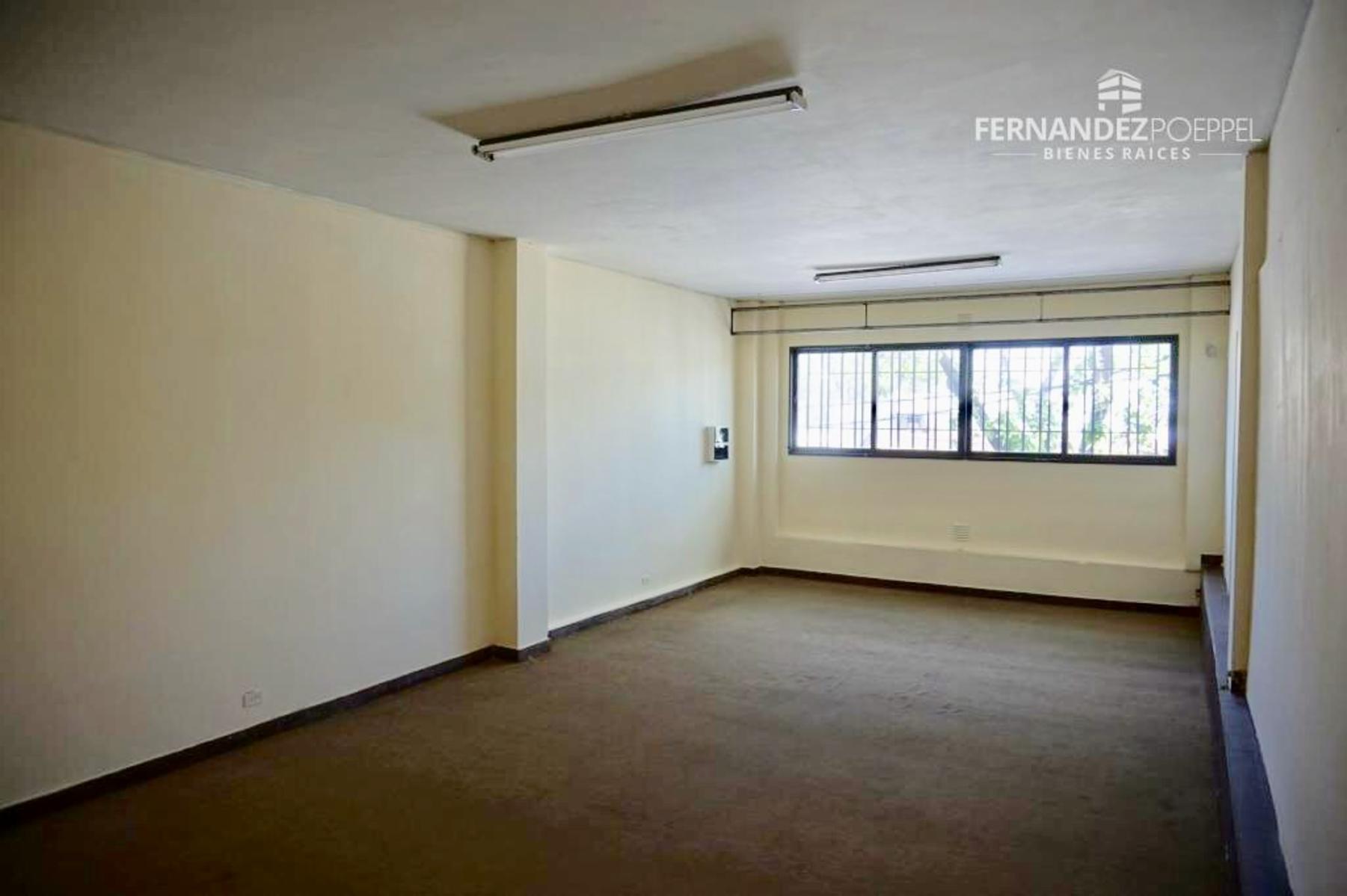 SE ALQUILA Oficina Comercial Espacio Co Working 800 m2 Centro Mendoza - 66