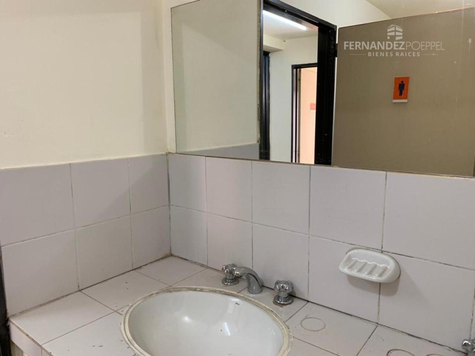 SE ALQUILA Oficina Comercial Espacio Co Working 800 m2 Centro Mendoza - 88