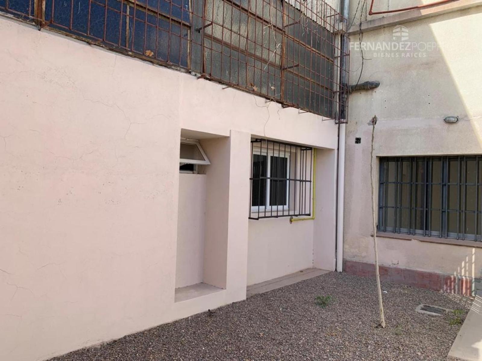 SE ALQUILA Oficina Comercial Espacio Co Working 800 m2 Centro Mendoza - 91