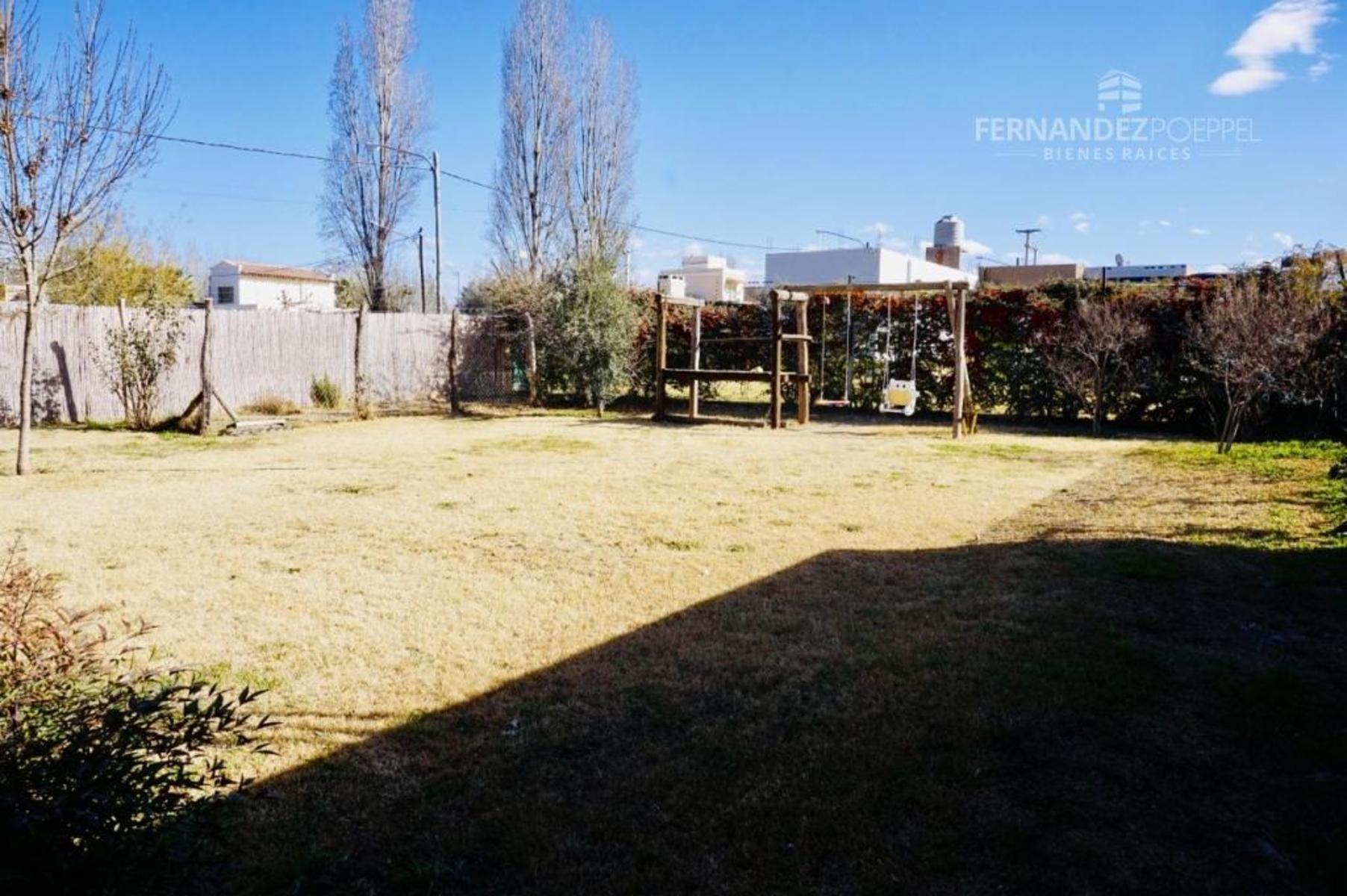 SE VENDE Casa Dos Pisos 3D 3B Complejo Cerrado Chacras de Coria — foto 5