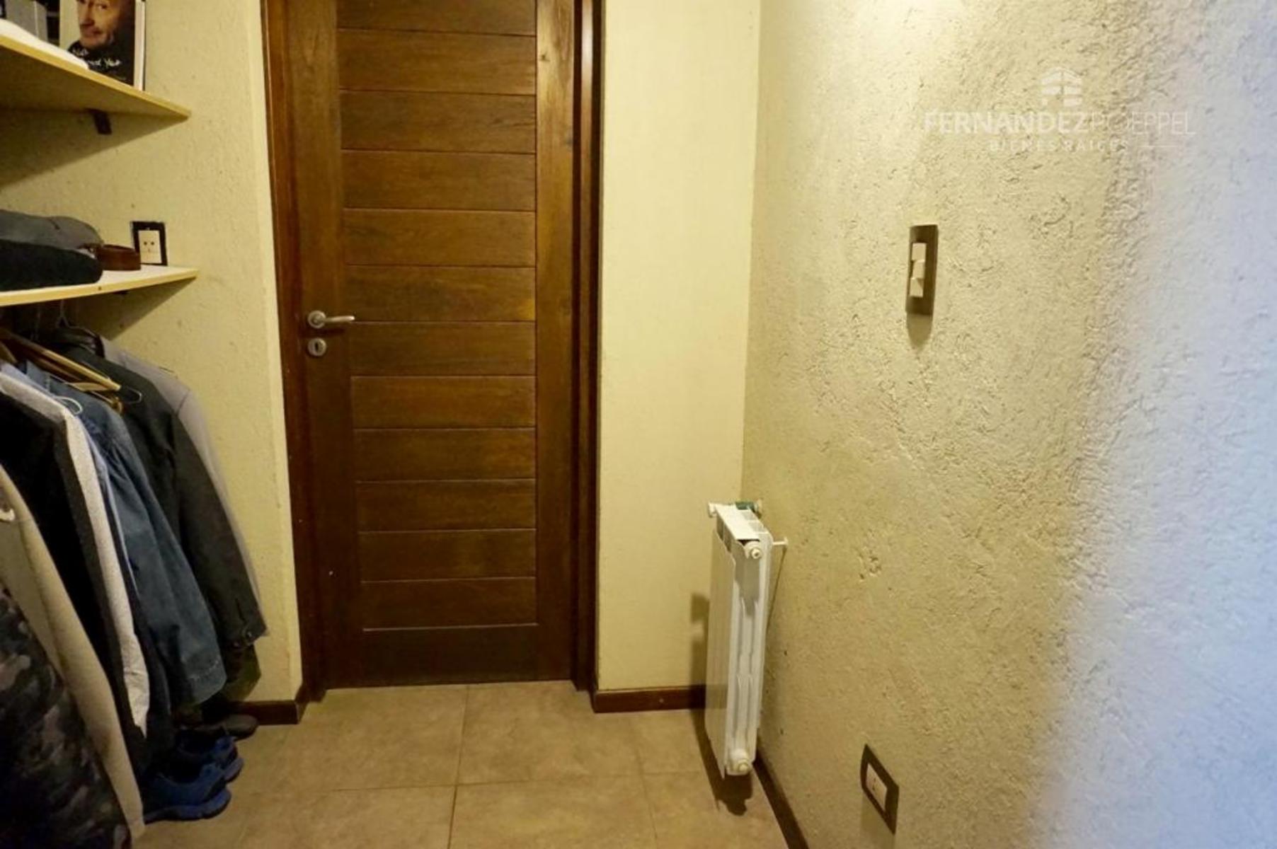 SE VENDE Casa Dos Pisos 3D 3B Complejo Cerrado Chacras de Coria — foto 9