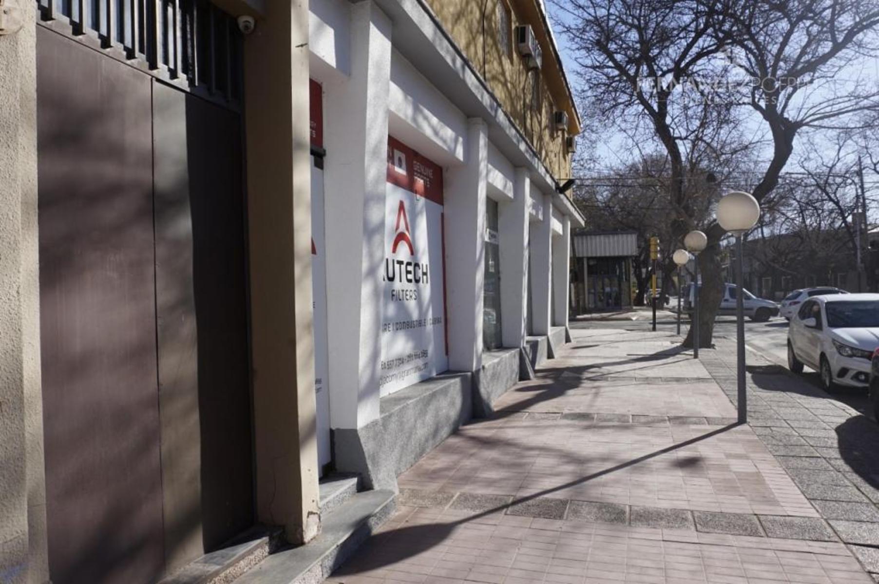 SE ALQUILA Local Comercial Esquina 237 m2 Saavedra San Jose Guaymallen - 15