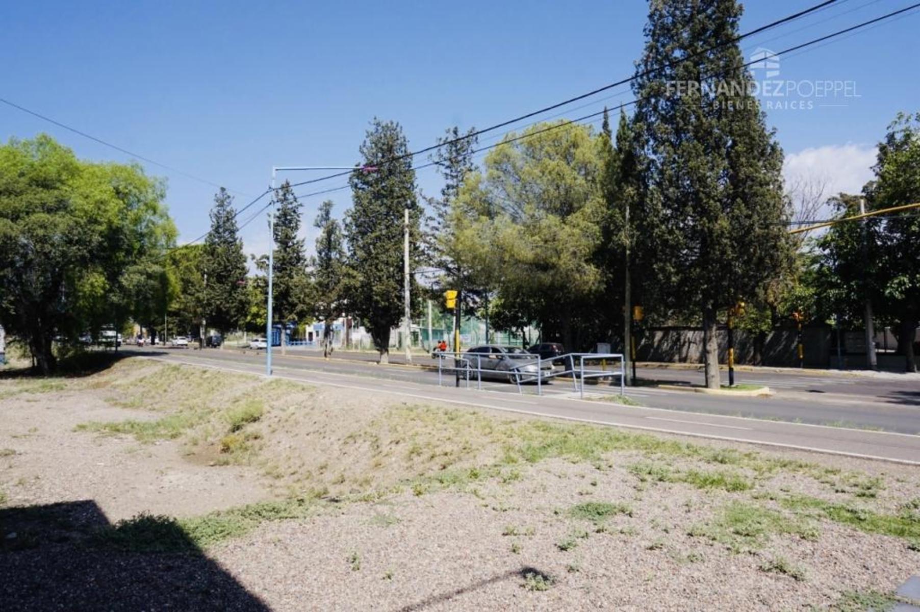 SE ALQUILA Local Comercial Dos Pisos 170 m2 Ruta Panamericana Palmares - 7