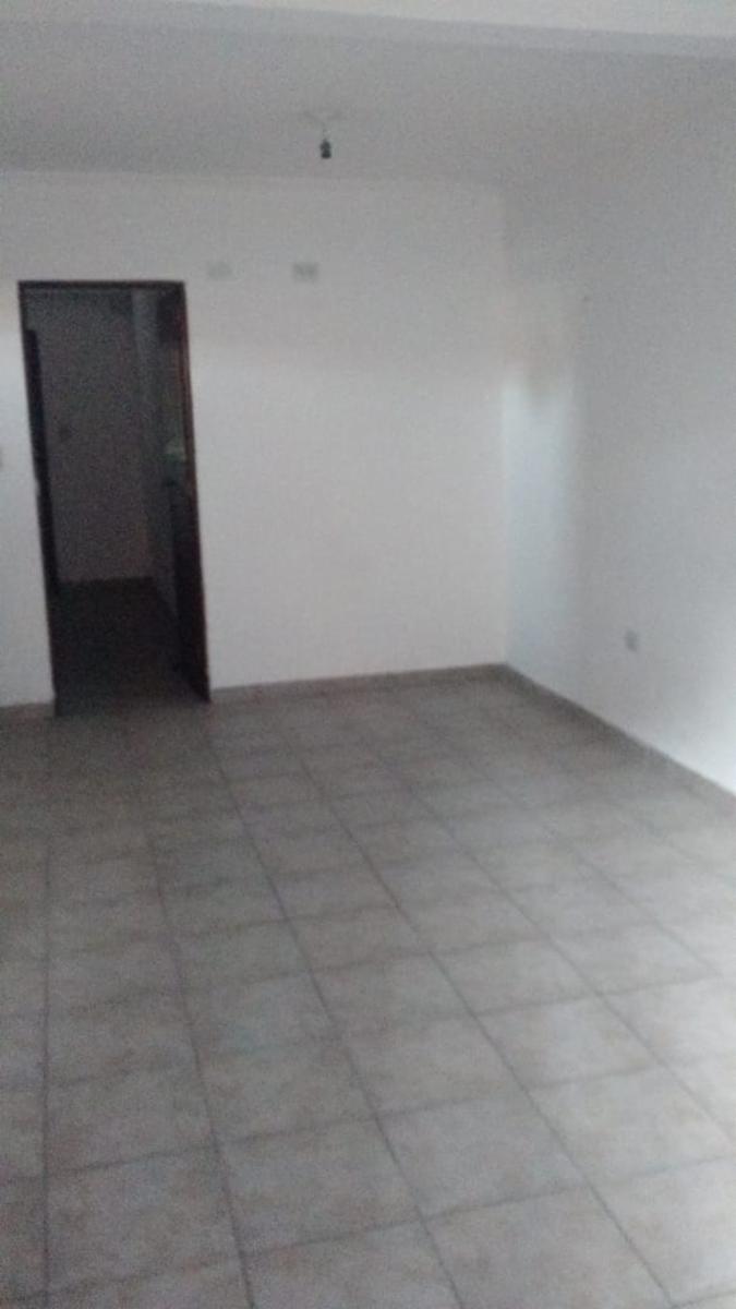 Dpto 2 Dormitorio - Pellegrini 833-Planta Baja con Patio — foto 6