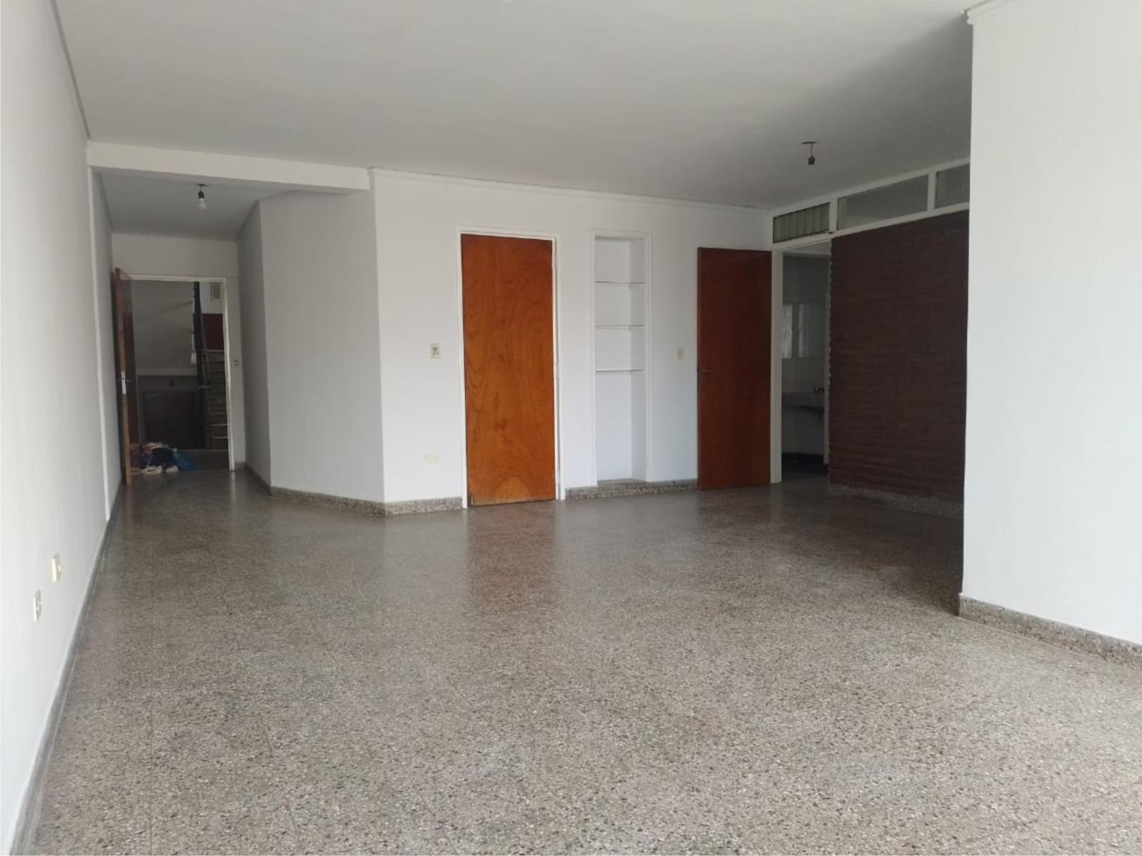 Bº NORTE-DPTO. 3 dorm. con Dep de Servicio y Cochera — foto 4