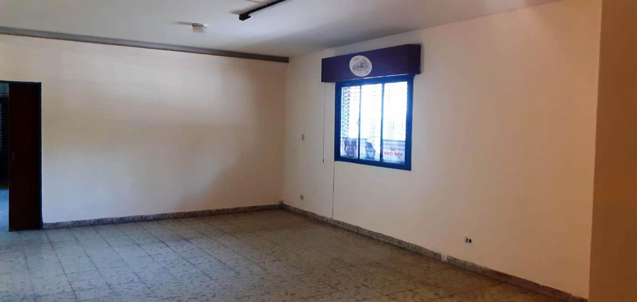 ALQUILER-CASA-USO COMERCIAL- Av Mate de Luna 2.300 - 7