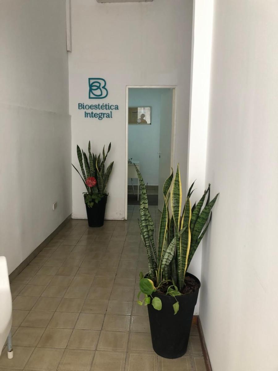 VENTA DE LOCAL - CATAMARCA 187 - C/RENTA - 5