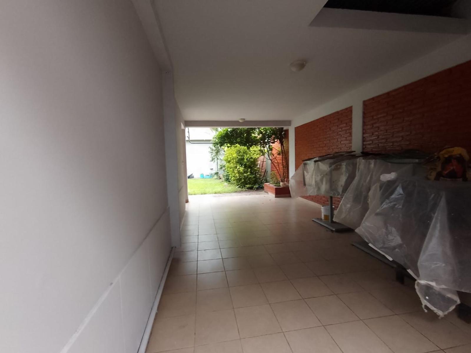 2 LOCALES + CASA + 2 DPTOS - 9