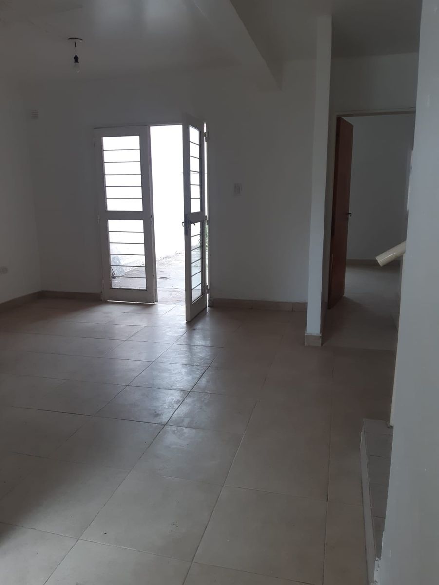 LOMAS DE TAFI-CASA 3D-ALQUILER - 3