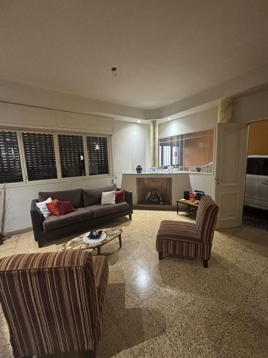 12 de Octubre 629-Casa de 4 dormitorios — foto 4