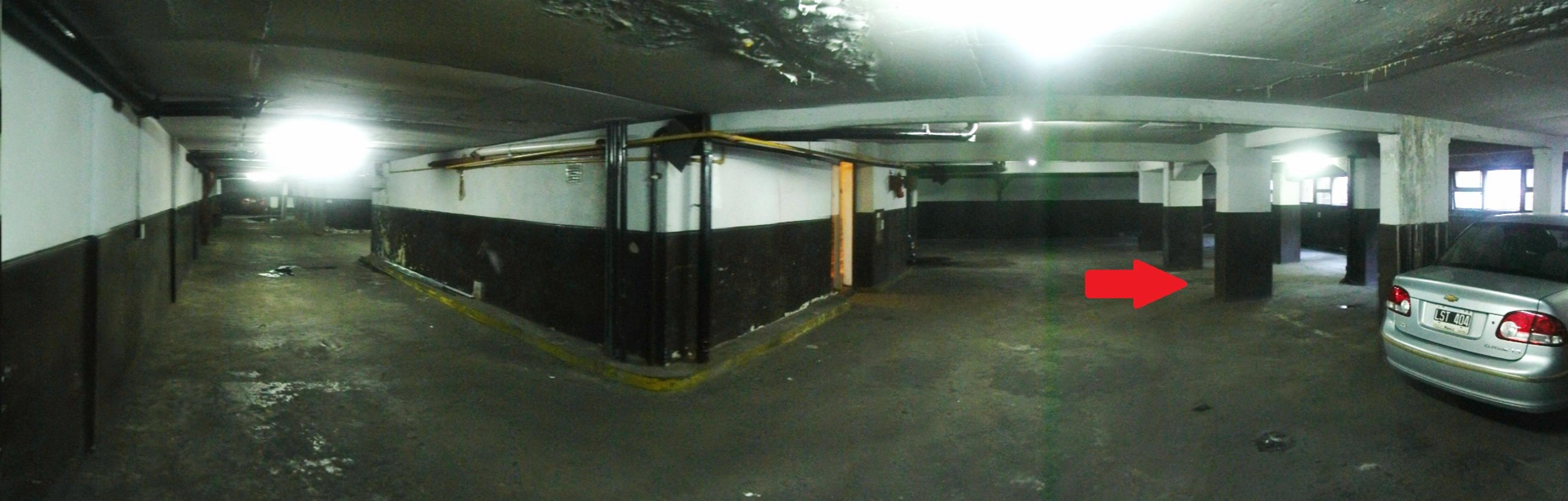 VENTA COCHERA FIJA CUBIERTA MICROCENTRO - 12