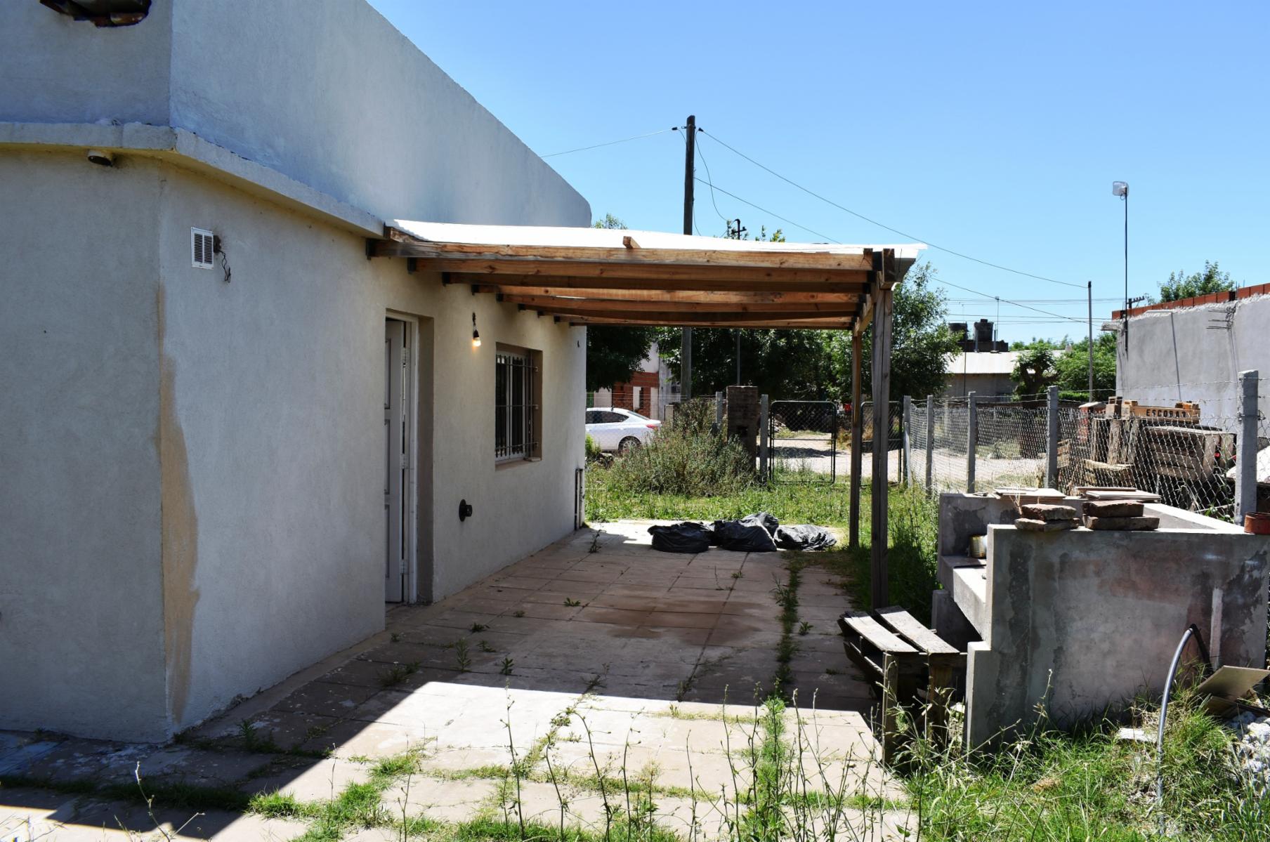 OPORTUNIDAD - RETASADA. Casa en Mercedes Buenos Aires - Calle 50 e/ 7 y 9- Dólares 33000 — foto 4