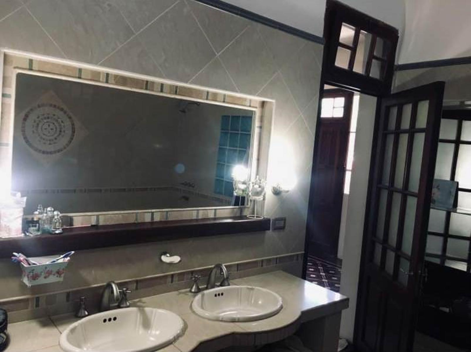 CASONA ANTIGUA UBICADA EN UNQUILLO PROVINCIA DE CÓRDOBA — foto 9