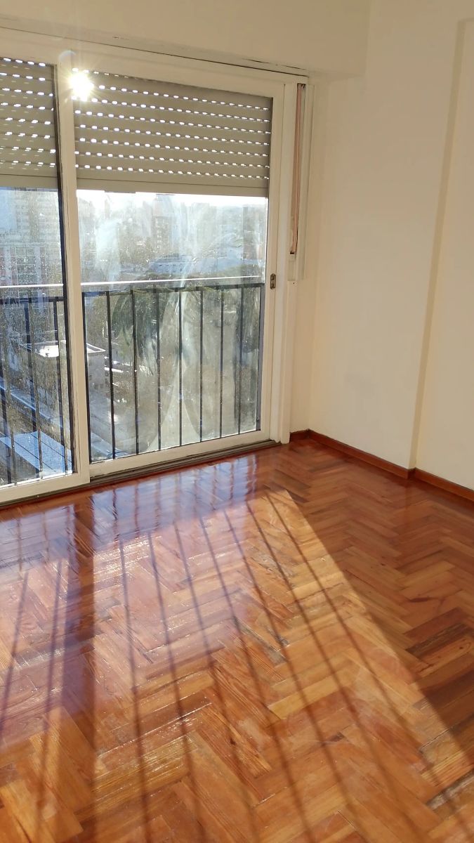 Dpto. 4 amb. c/cochera en Ramos Centro — foto 12