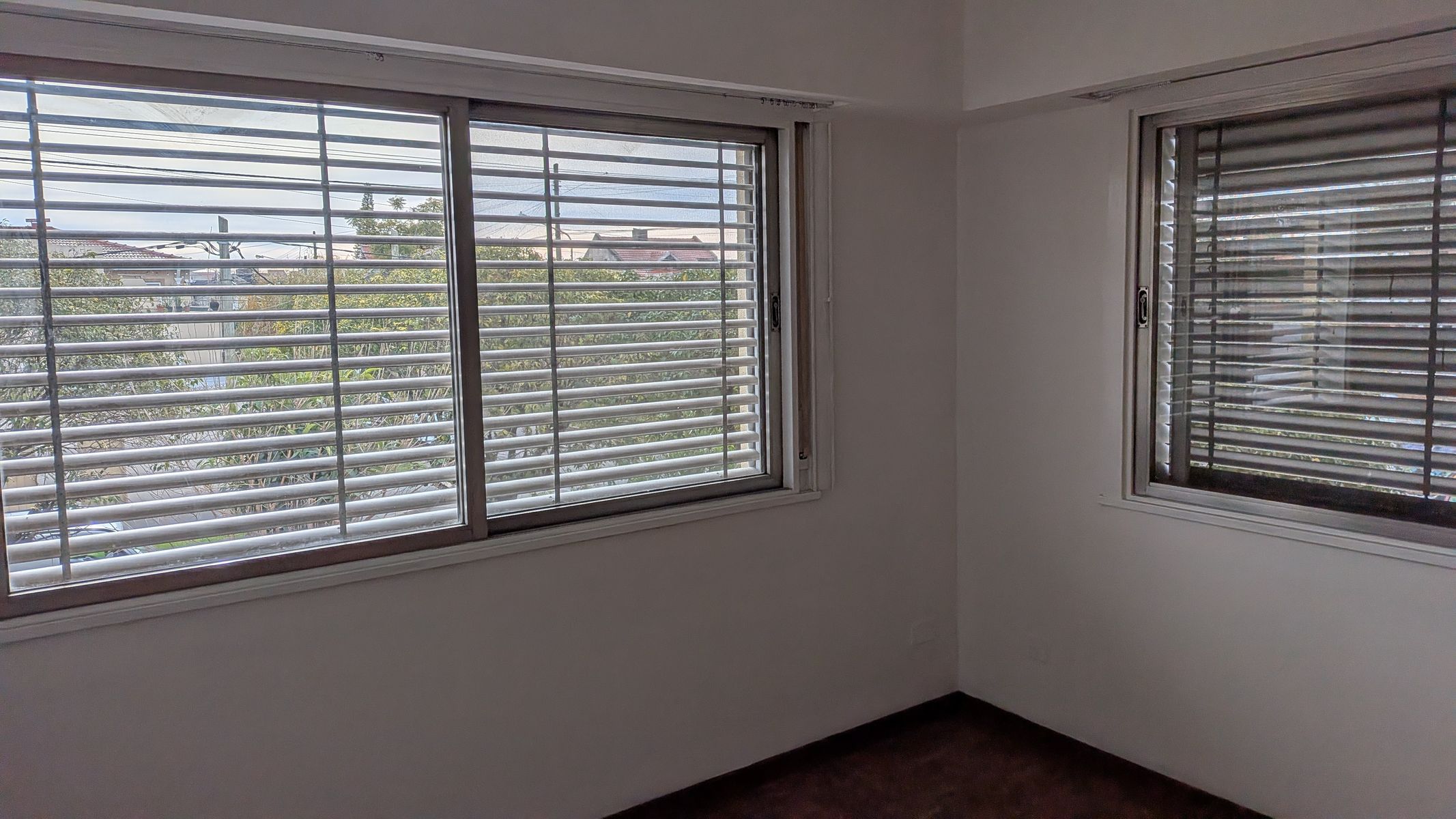 CASA 4 AMB. EN DOS PLANTAS S/LOTE 236 M2 - 11