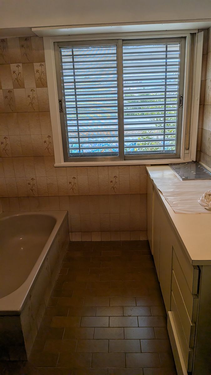 CASA 4 AMB. EN DOS PLANTAS S/LOTE 236 M2 - 26