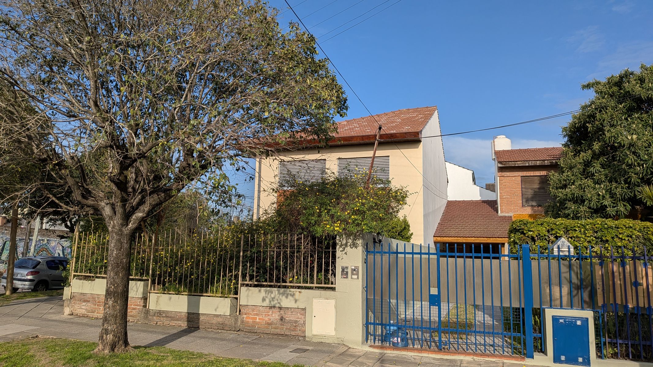 CASA 4 AMB. EN DOS PLANTAS S/LOTE 236 M2 - 30