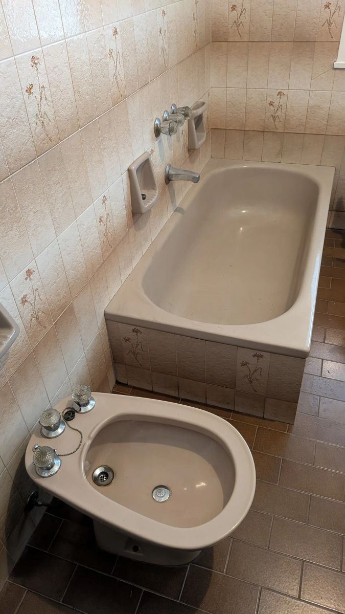 Casa 4 Amb. en dos plantas s/lote 236 M2. - 18