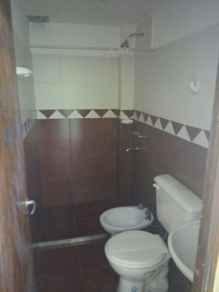 #DelOesteInmueblesALQUILA. - 4