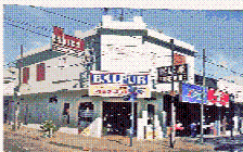 Ituzaingo Fte.Plaza estacion Sur 4x15 mas Esquina Comercial varias vidrieras.UNICO - 2