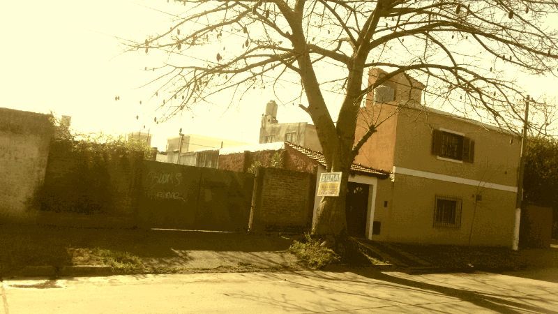 Ituzaingo Lote 9x27 Buena zona 10 C/estacio Lado Sur