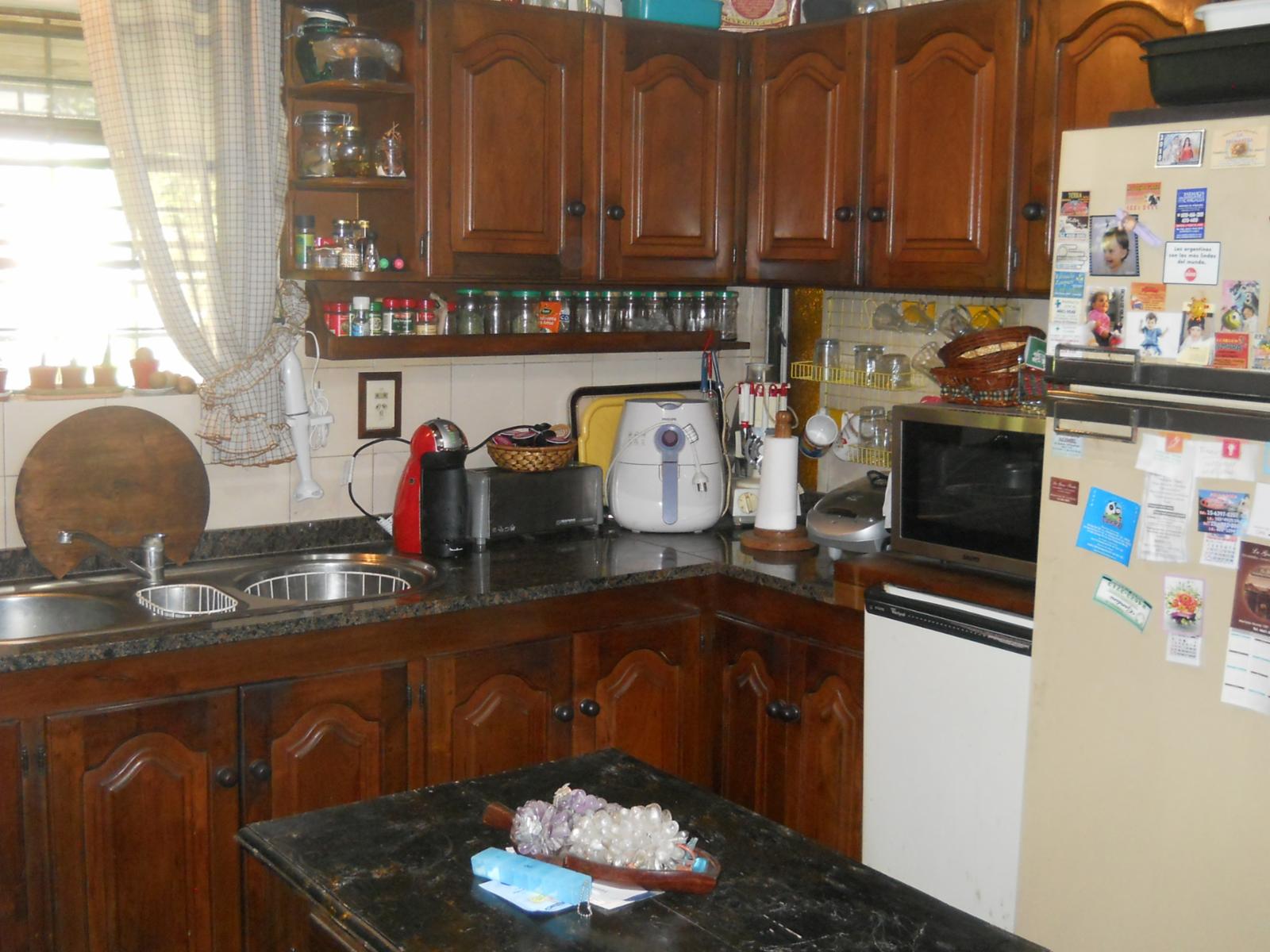 Ituzaingo sur Chalet PH 2 Ptas.- S/ 6 x 30) 3 Ampl. Amb.-Fdo-Cocheras — foto 2