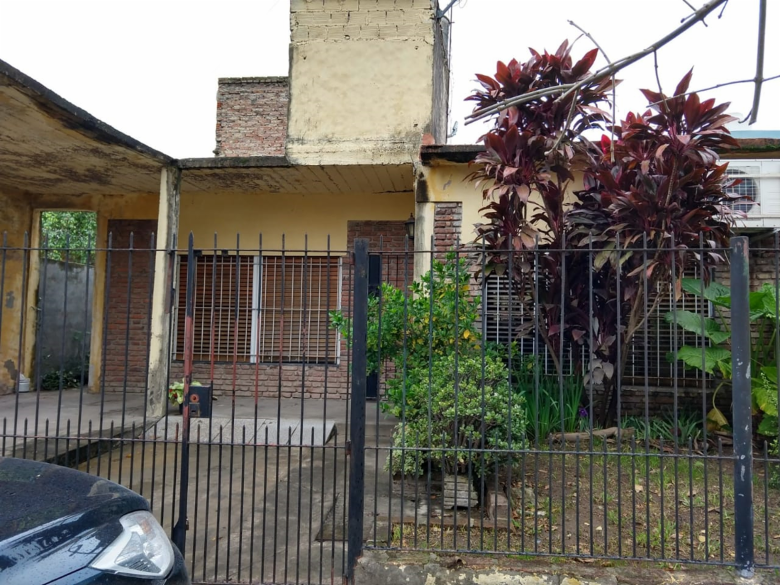 Casa a la venta en excelente zona de bella vista — foto 2