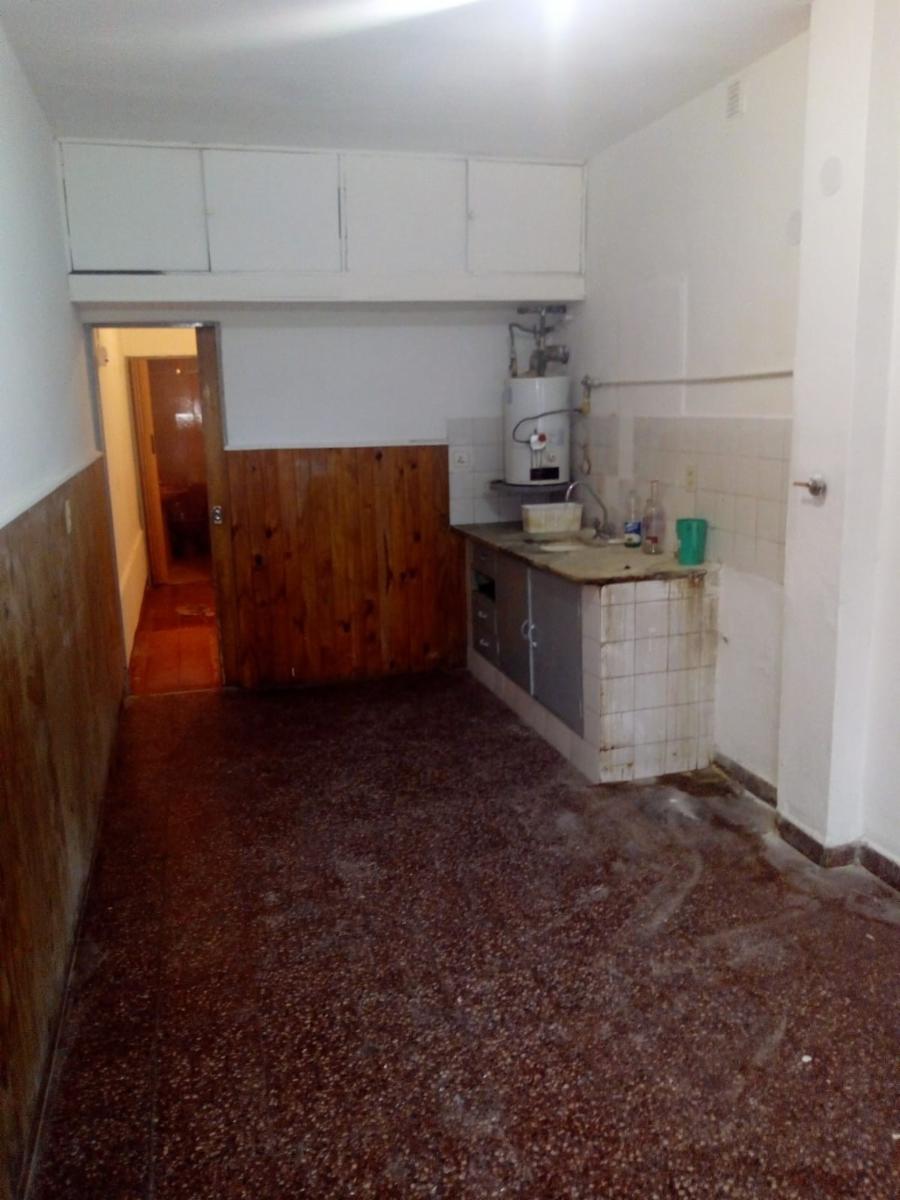 DEPARTAMENTO EN ALQUILER, MORON A 5 CUADRAS ESTACION - 2