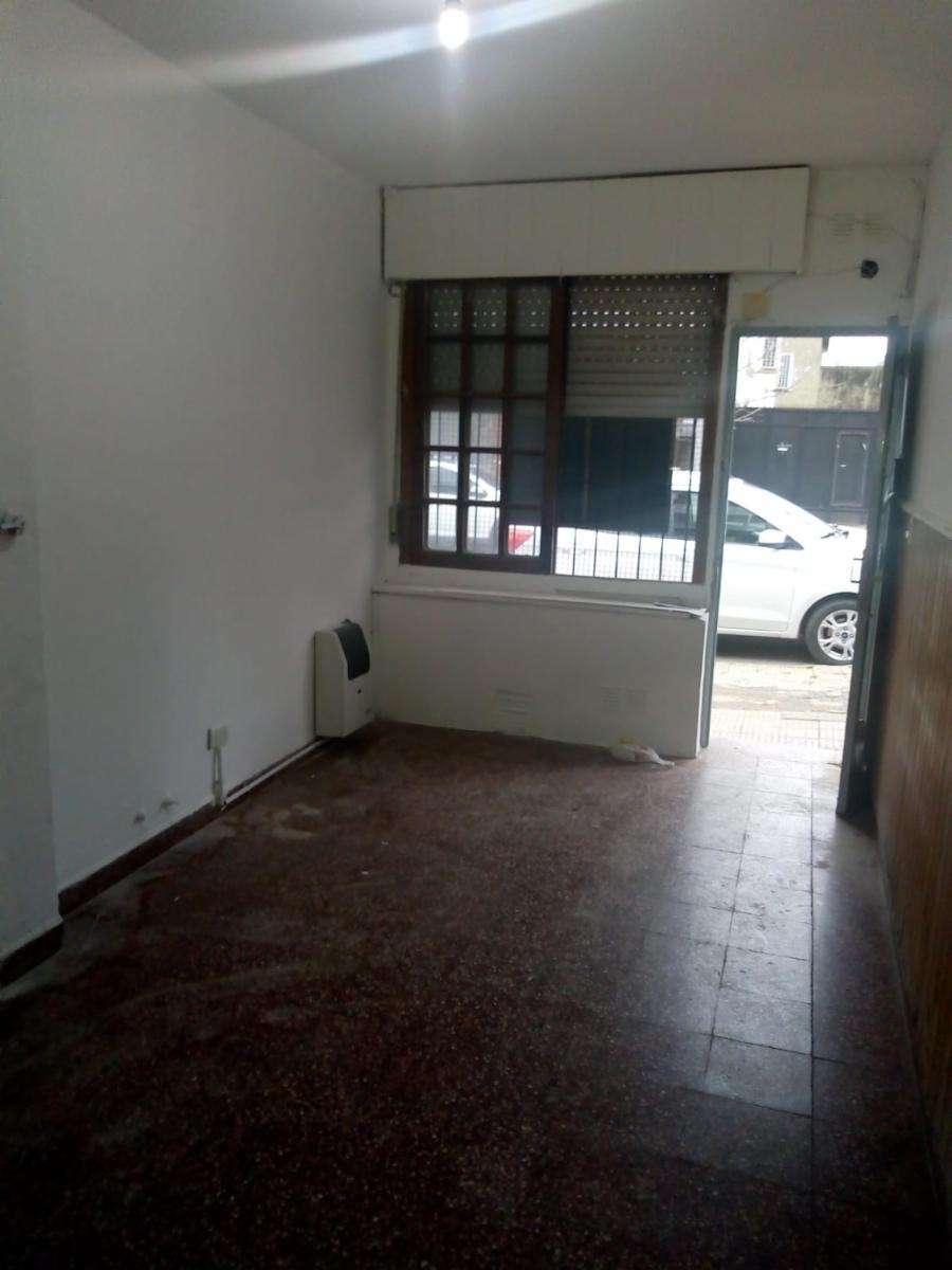 DEPARTAMENTO EN ALQUILER, MORON A 5 CUADRAS ESTACION - 3