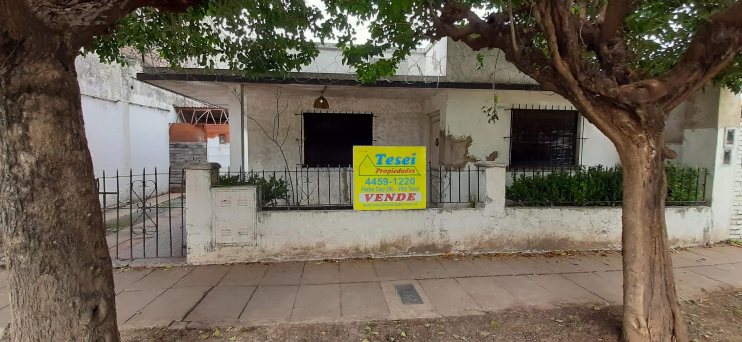 Casa a reciclar en venta Villa Tesei Hurlingham