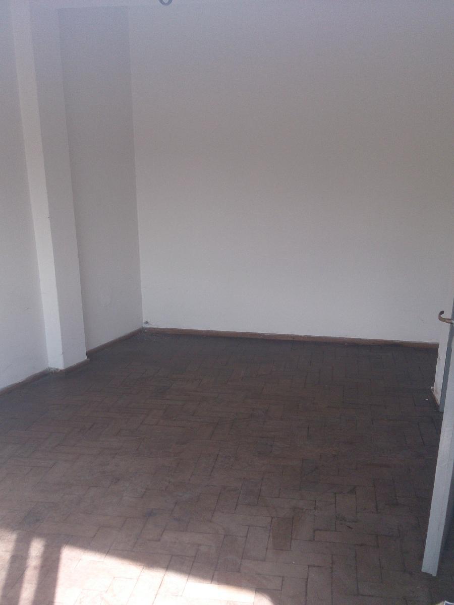 Departamento en venta, a 1 cuadra Av. Pedro Diaz.