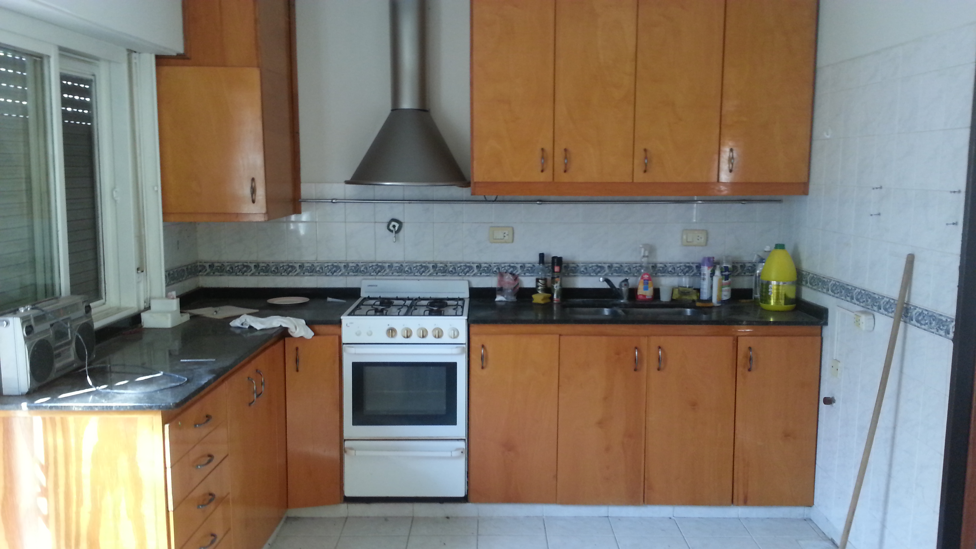 Casa + departamento en venta, Ciudad Tesei, Hurlingham
