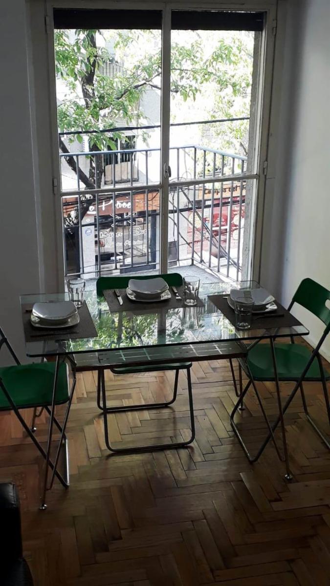 Vendo en Recoleta. 3 Ambientes. Balcón al frente — foto 2