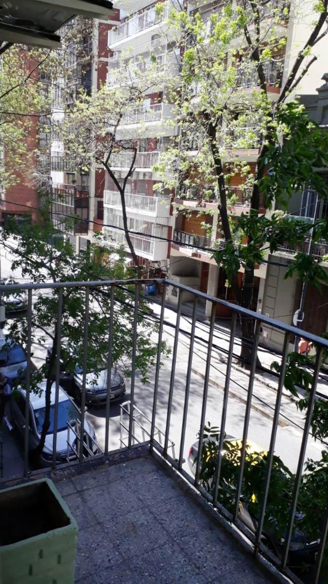 Vendo en Recoleta. 3 Ambientes. Balcón al frente — foto 3