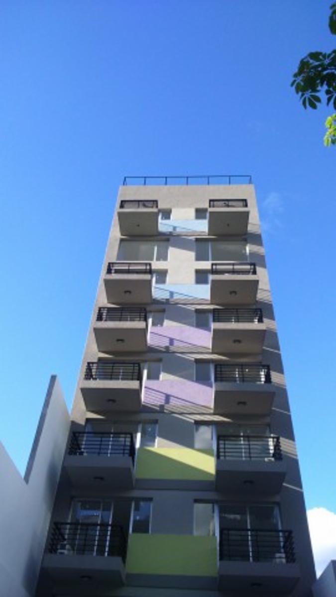 PALERMO HOLLYWOOD ALQUILER SIN MUEBLES AMPLIO DOS AMBIENTES CON COCHERA BAÑO EN SUITE + TOILETTE + BALCON + EDIFICIO CON PISCINA - 2