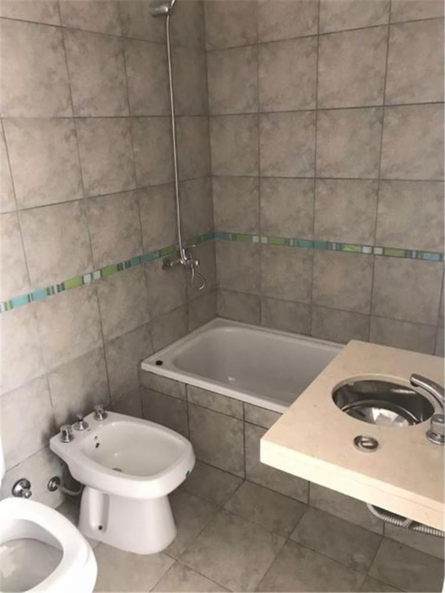 PALERMO HOLLYWOOD ALQUILER SIN MUEBLES AMPLIO DOS AMBIENTES CON COCHERA BAÑO EN SUITE + TOILETTE + BALCON + EDIFICIO CON PISCINA - 5