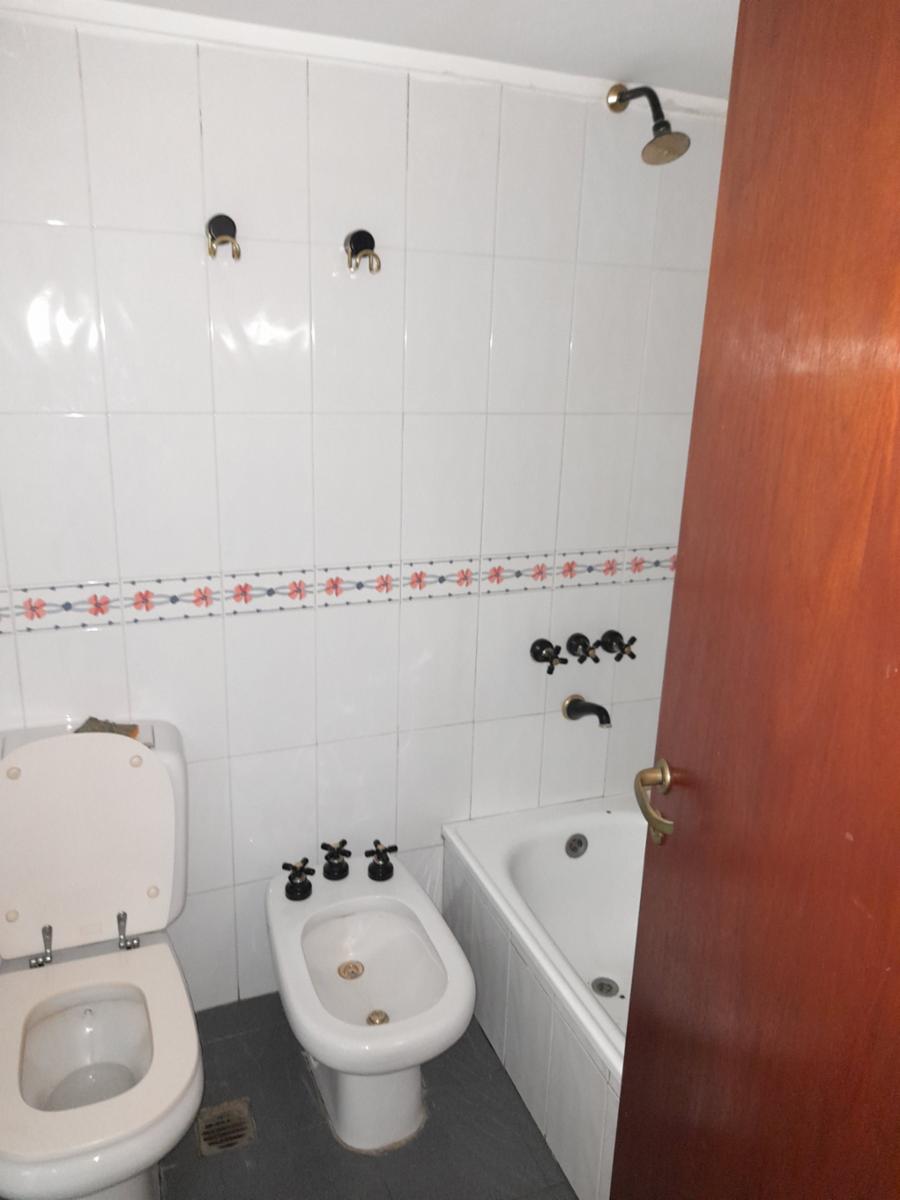 Venta Moderno PH Duplex Tipo Casa Sin Expensas — foto 8